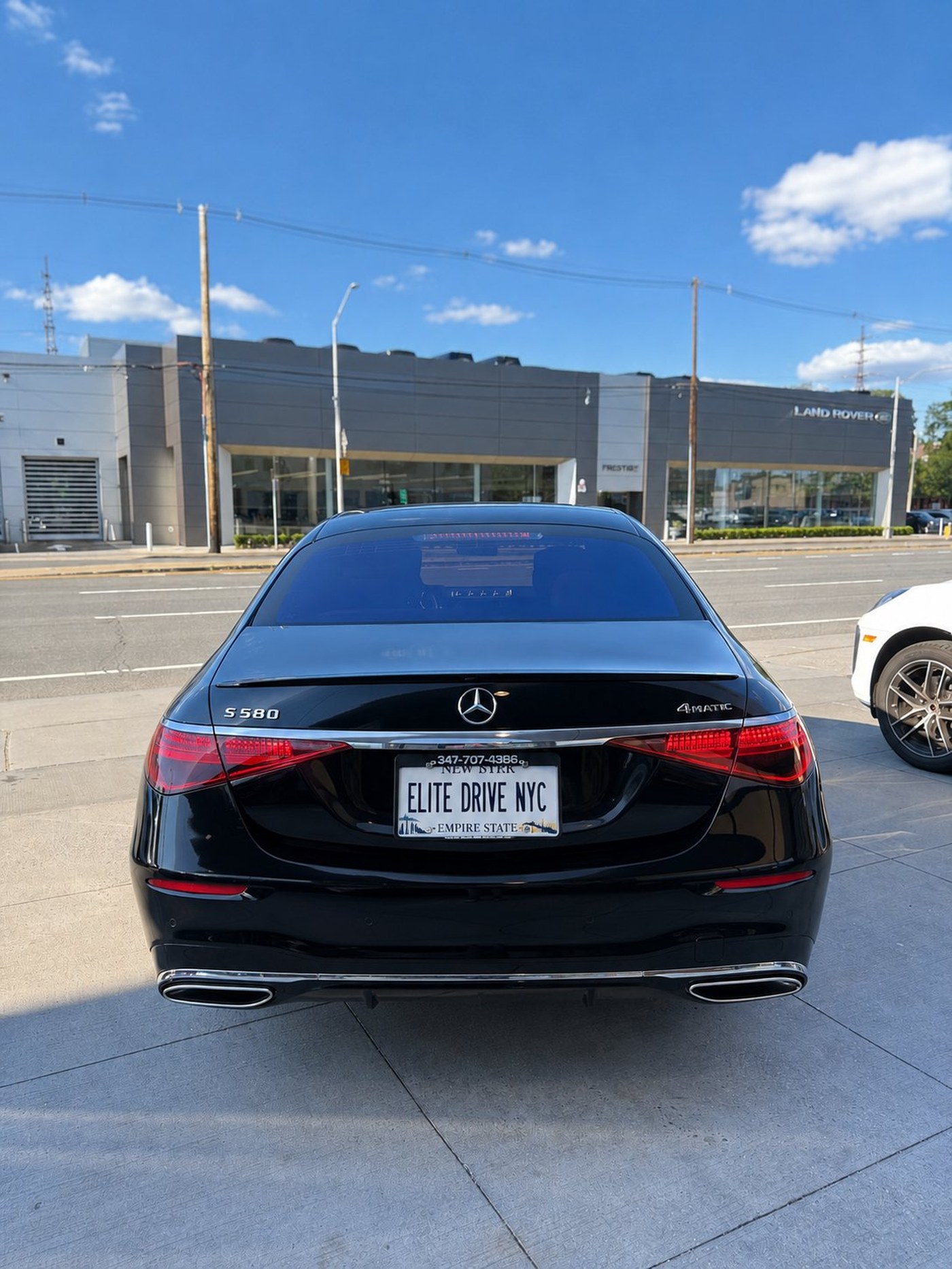 Mercedes-Benz S580 — rear view
